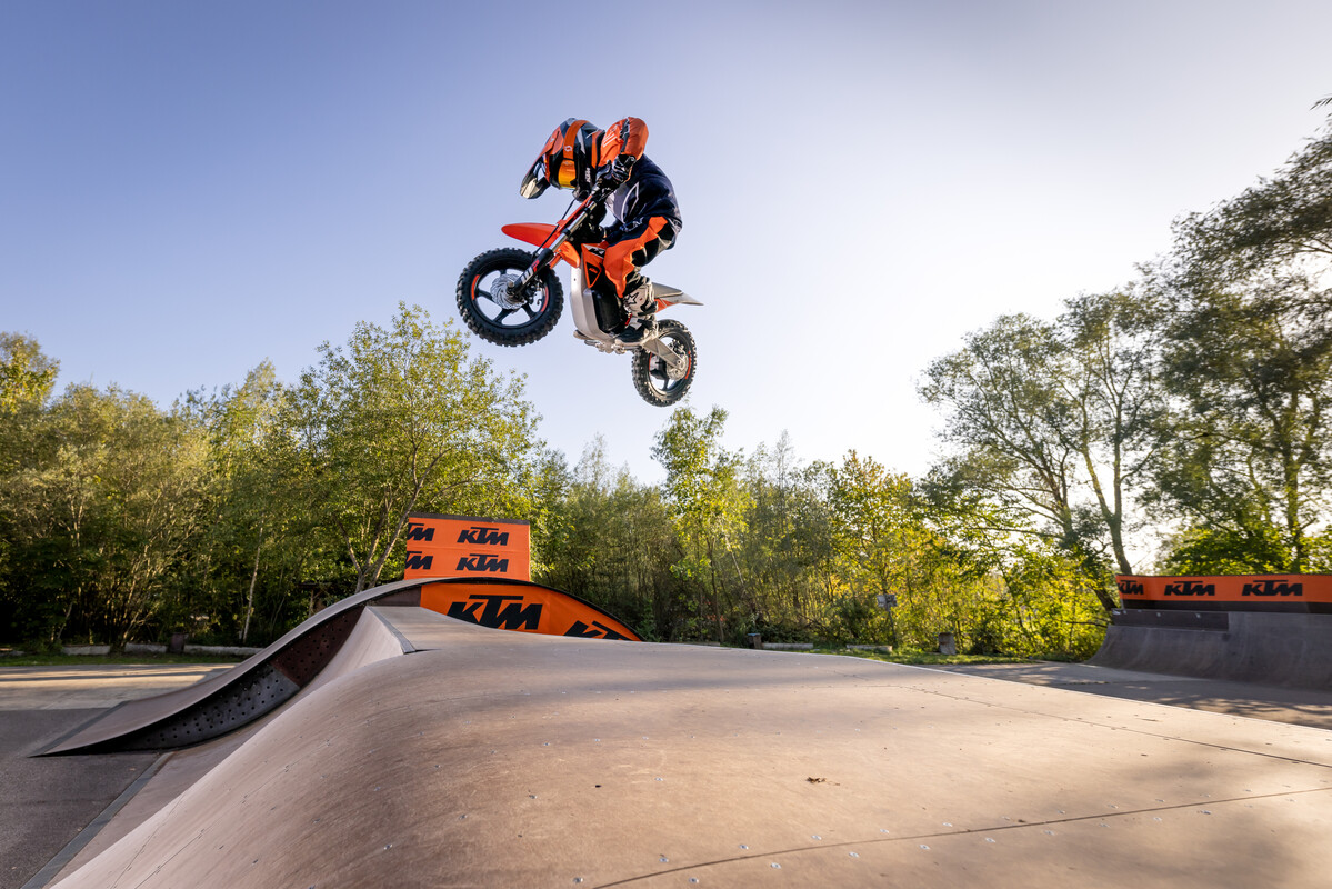 2024 KTM SX-E 2