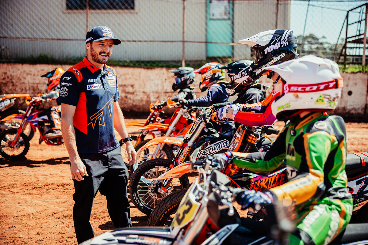 JACK MILLER - FLAT TRACK WITH JACK 03