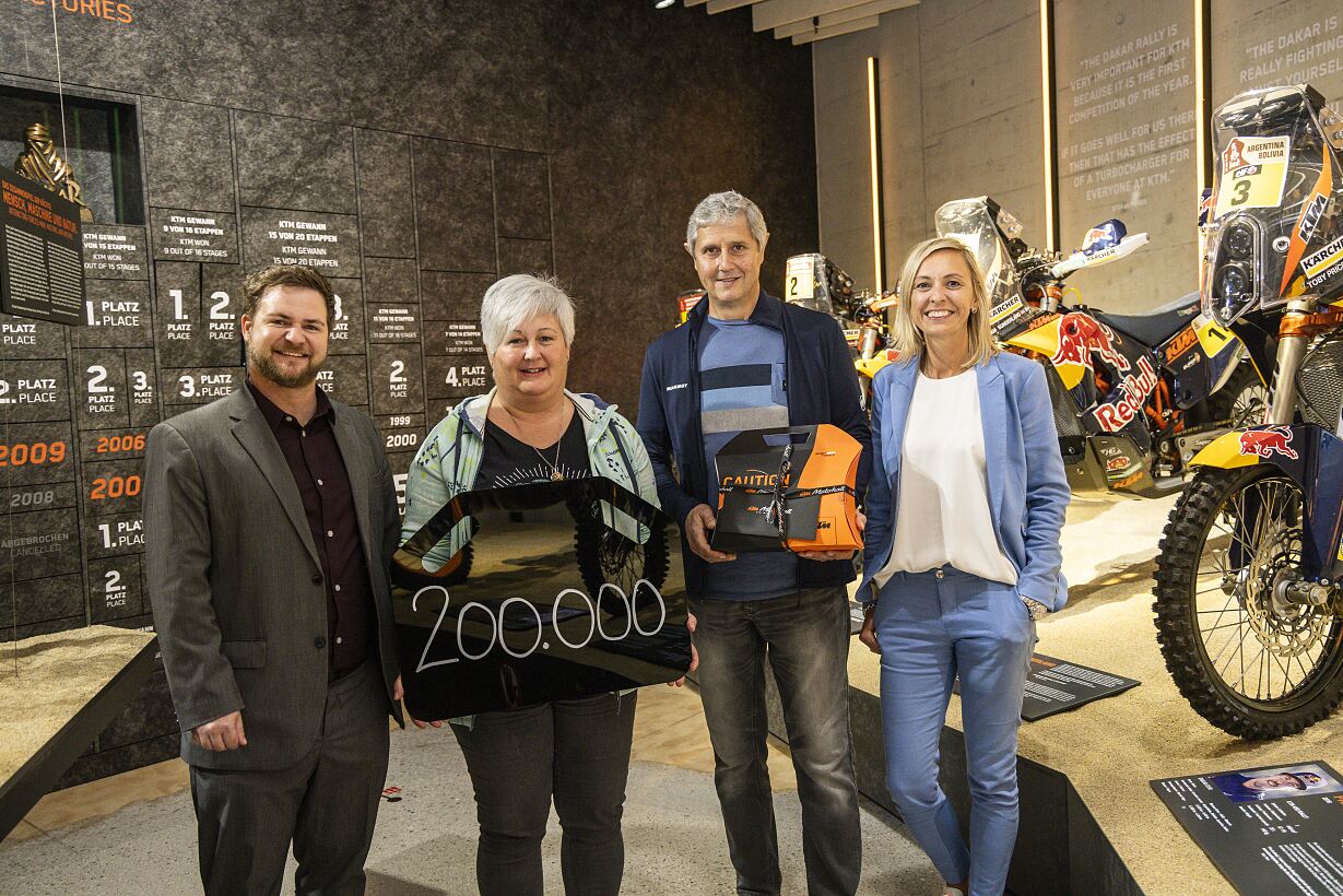 200.000 BESUCHER KTM Motohall