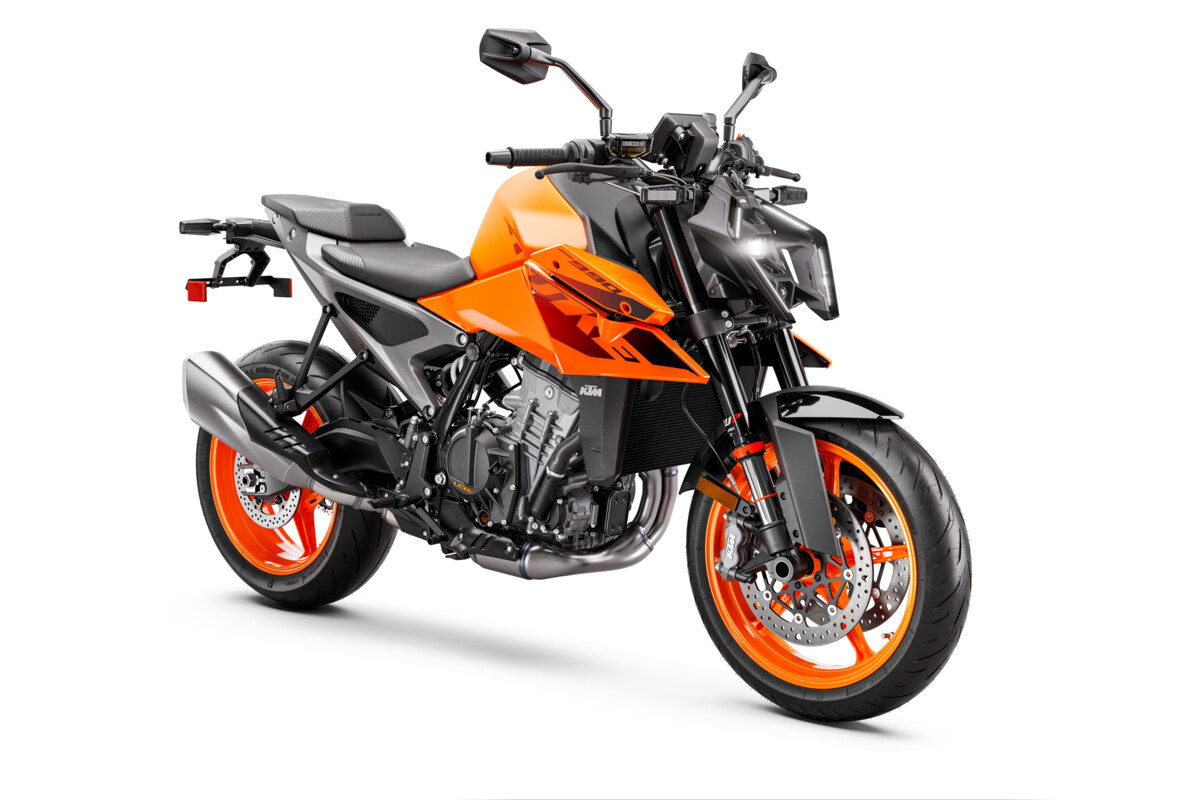 MY24 KTM 990 DUKE