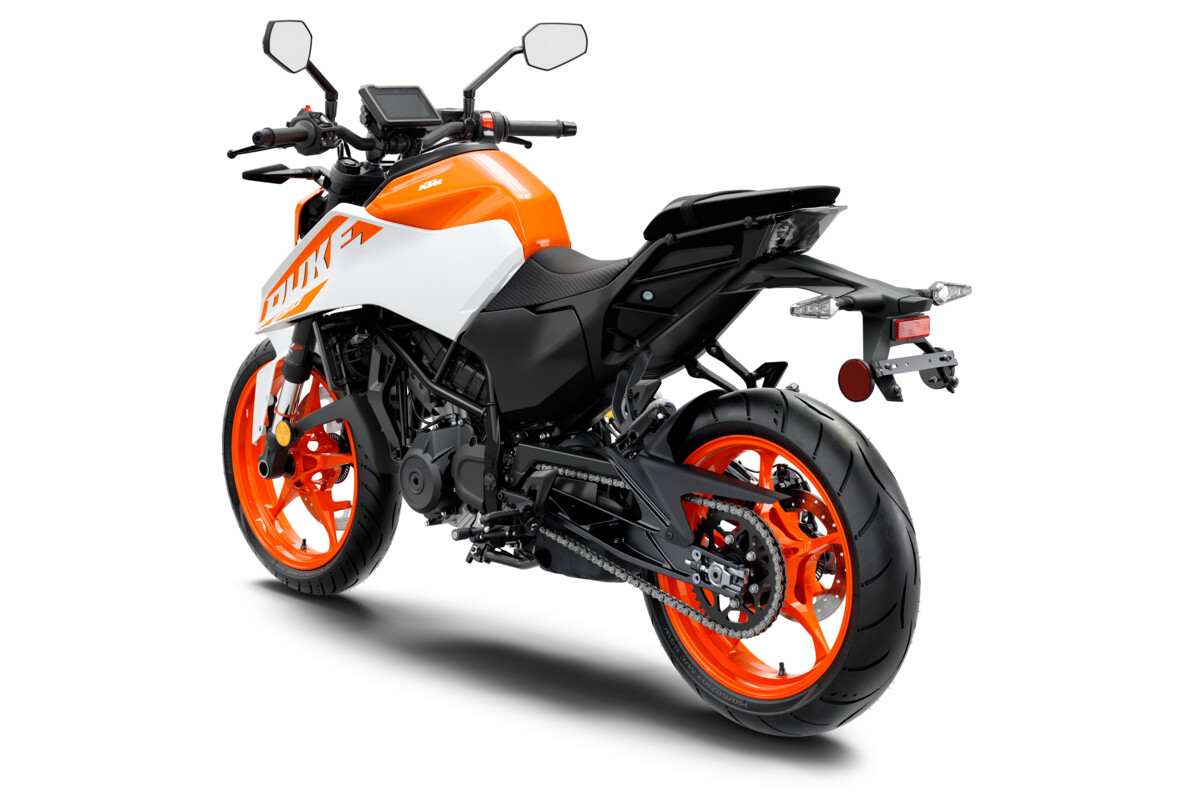 2024 KTM DUKE range
