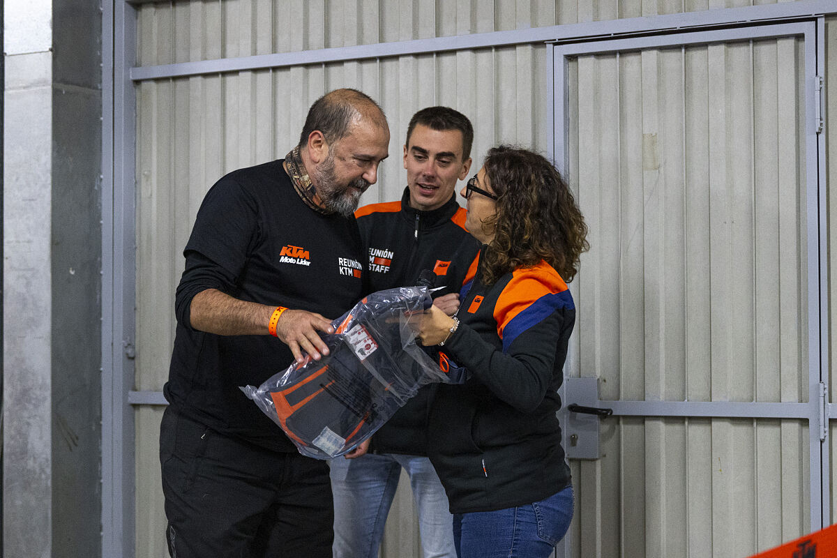 REUNIÓN KTM
