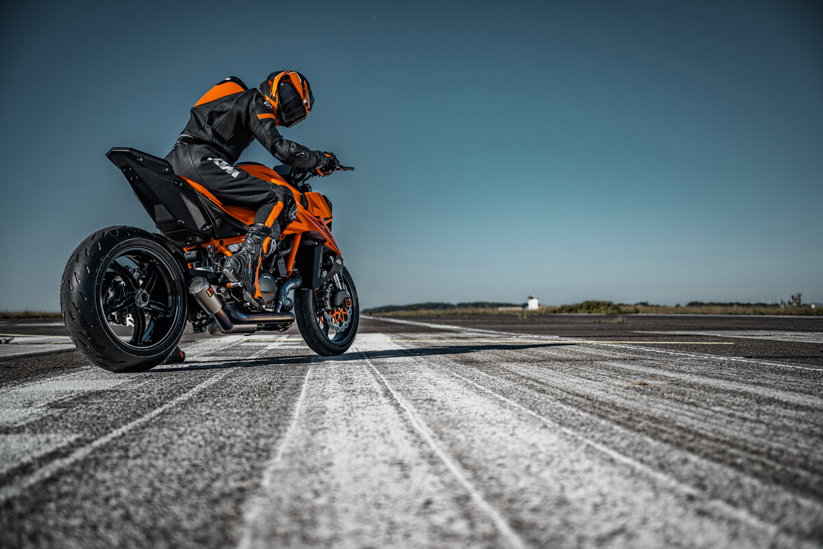 MY24 KTM 1390 SUPER DUKE R_EVO