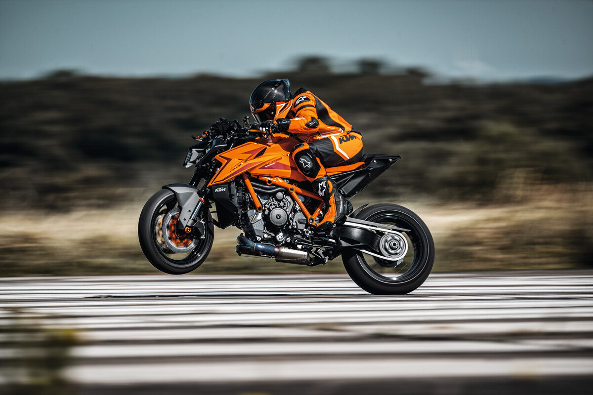 MY24 KTM 1390 SUPER DUKE R_EVO