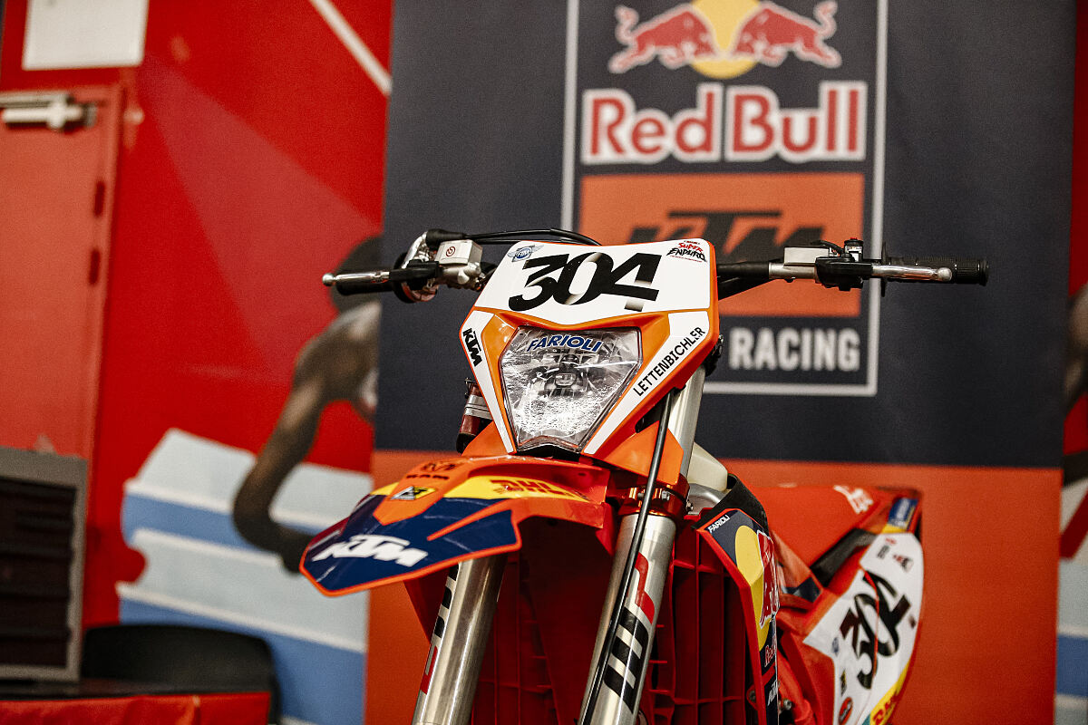 Manuel Lettenbichler - Red Bull KTM Factory Racing - SuperEnduro 2024 - Round 1, France