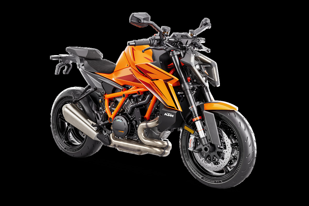 MY24_KTM 1390 SUPER DUKE R_ORANGE_EU_Front-Right