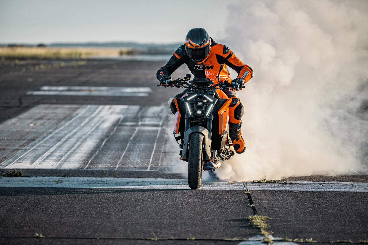 2024 KTM 1390 SUPERDUKE R EVO