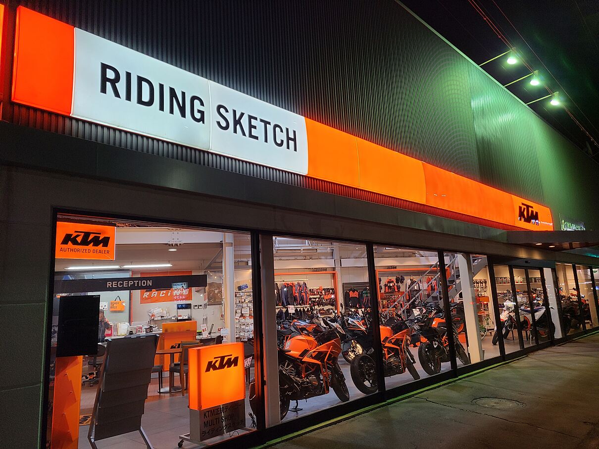 RIDING SKETCH HIROSAKI 外観