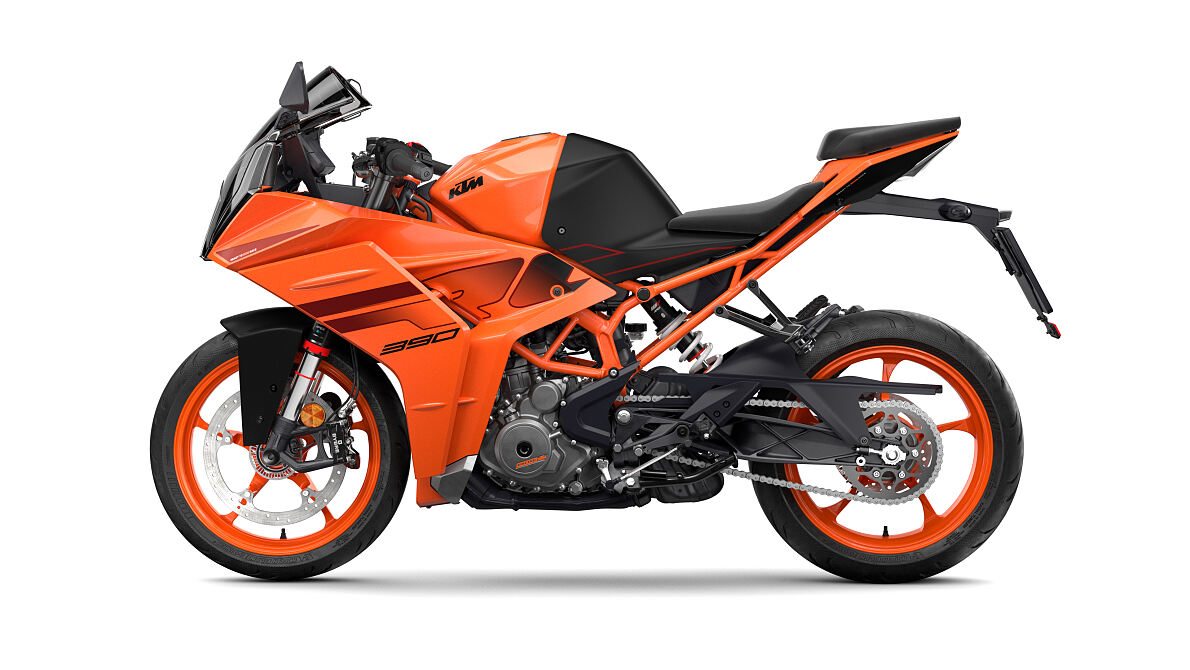 MY24-KTM-RC-390