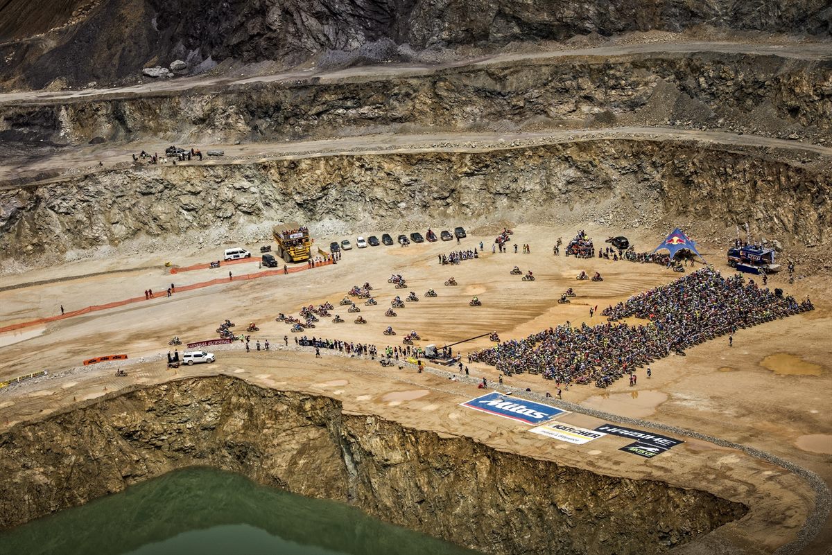 Start Red Bull Hare Scramble Erzbergrodeo 2016