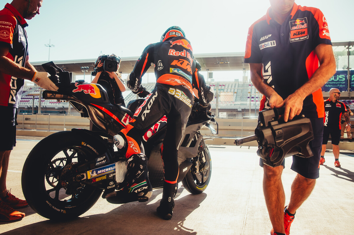 Brad Binder KTM MotoGP 2024 Qatar test