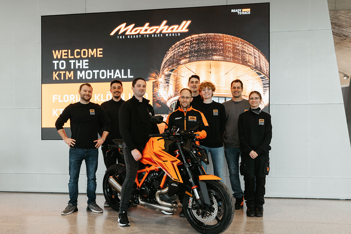 Gewinnübergabe KTM 1390 SUPER DUKE R 