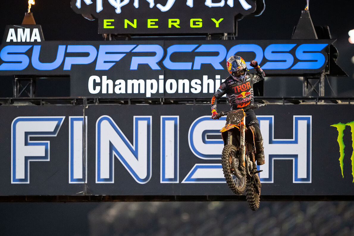 TOM VIALLE - RED BULL KTM FACTORY RACING
