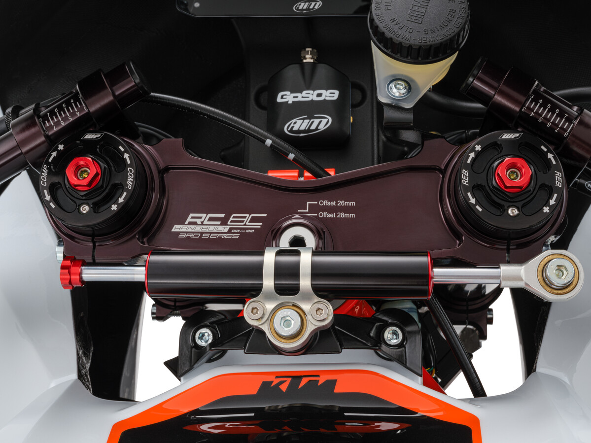 2024 KTM RC8C