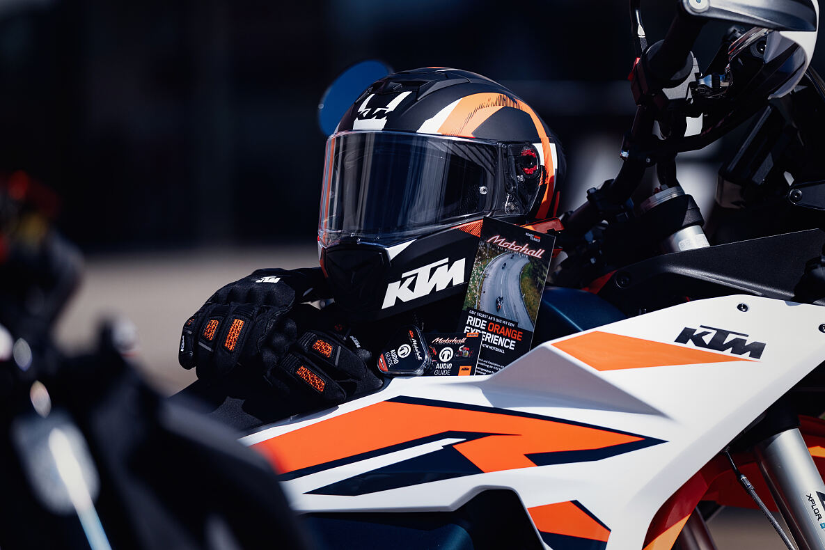 Ride Orange Experience - KTM Motohall