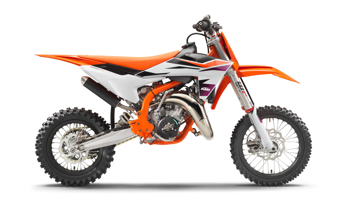 546694_MY25_KTM_65_SX_90_Right_High_Position_Studio_STUDIO