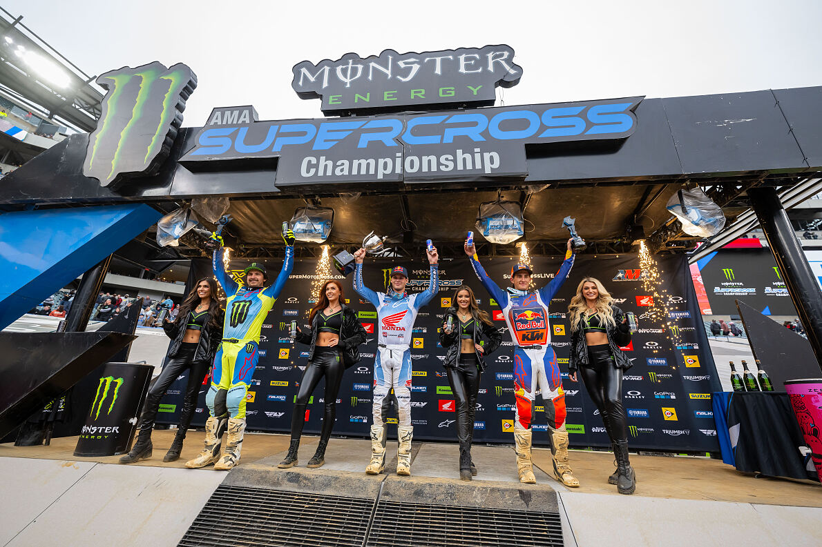 CHASE SEXTON PODIUM 02