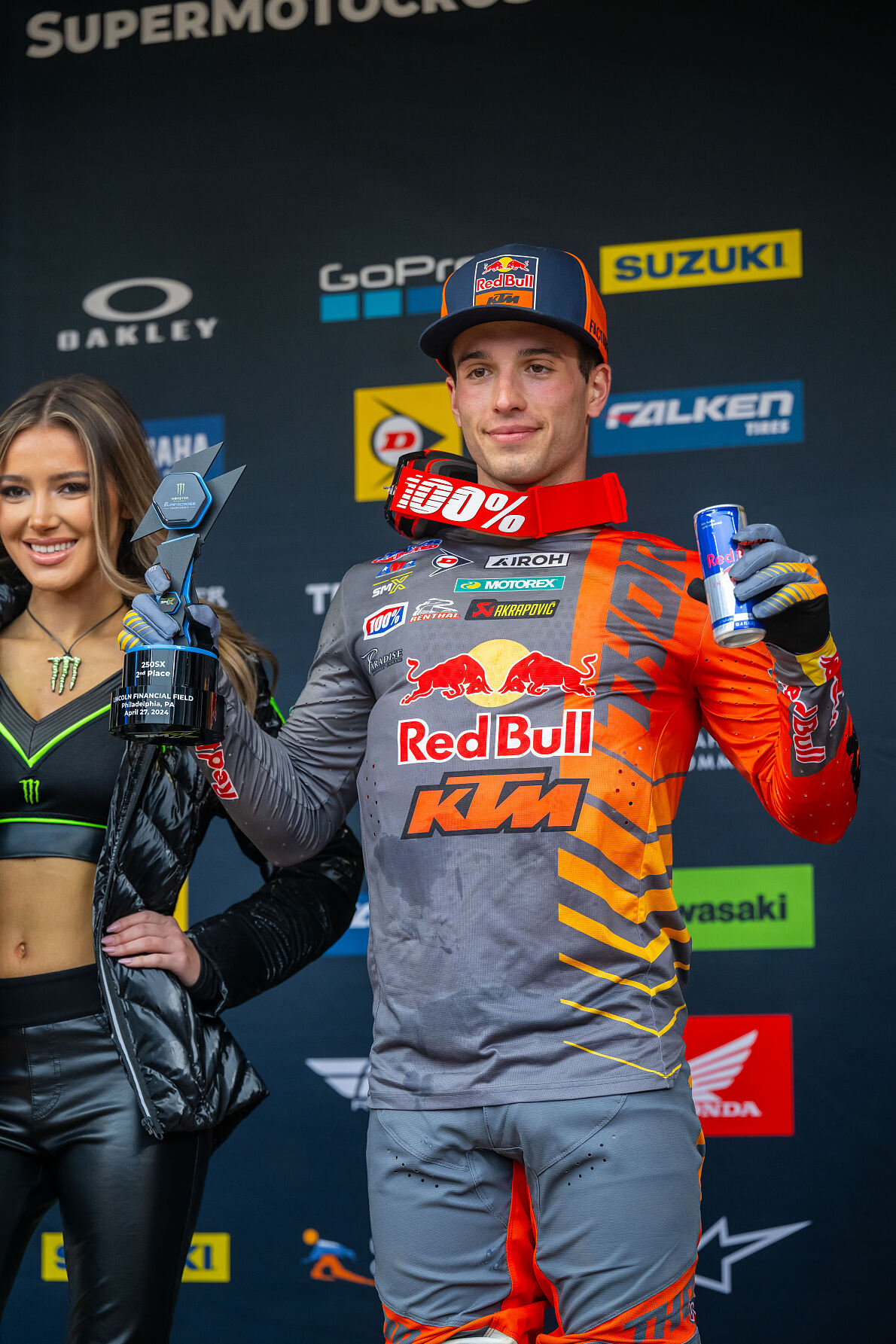 TOM VIALLE PODIUM