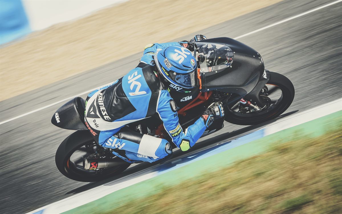 Nicolo Bulega KTM RC250 GP Jerez 2016 