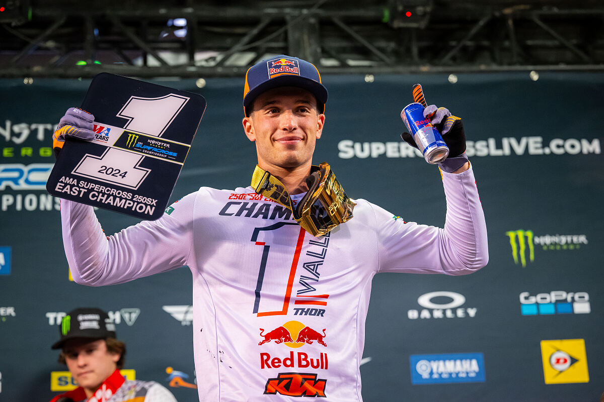 TOM VIALLE PODIUM