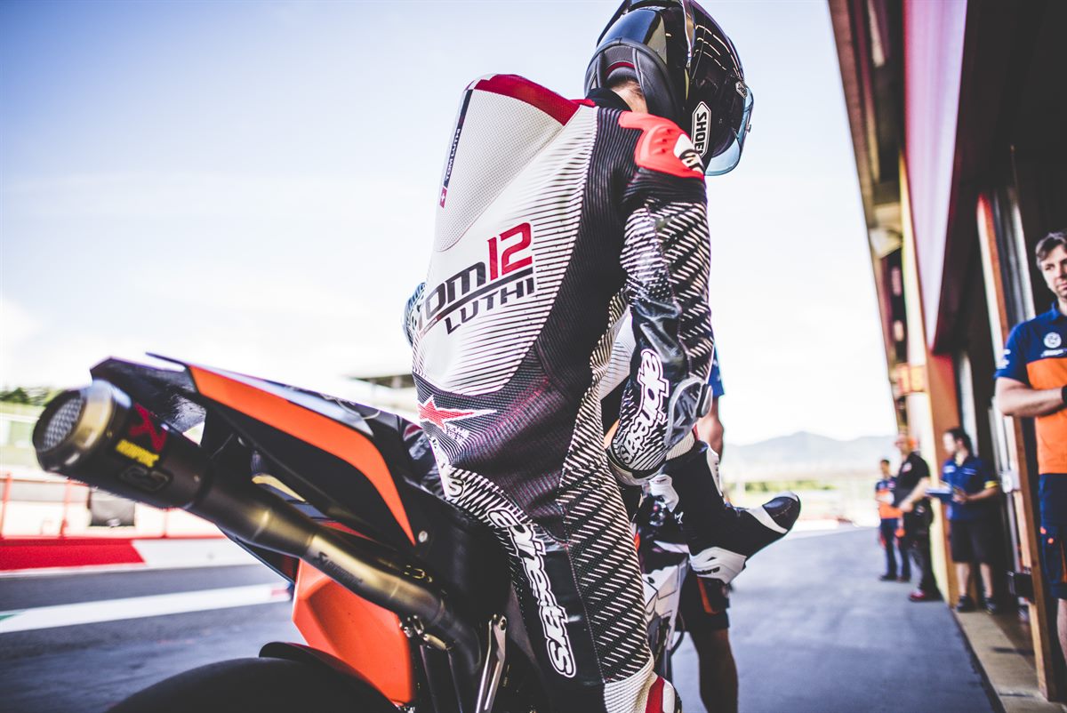 Tom Lüthi KTM RC16 Pit Lane Mugello 2016