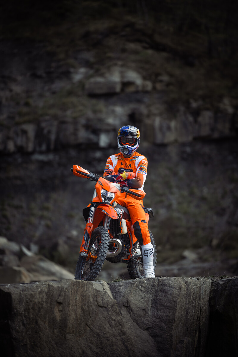 2025 KTM 300 EXC HARDENDURO