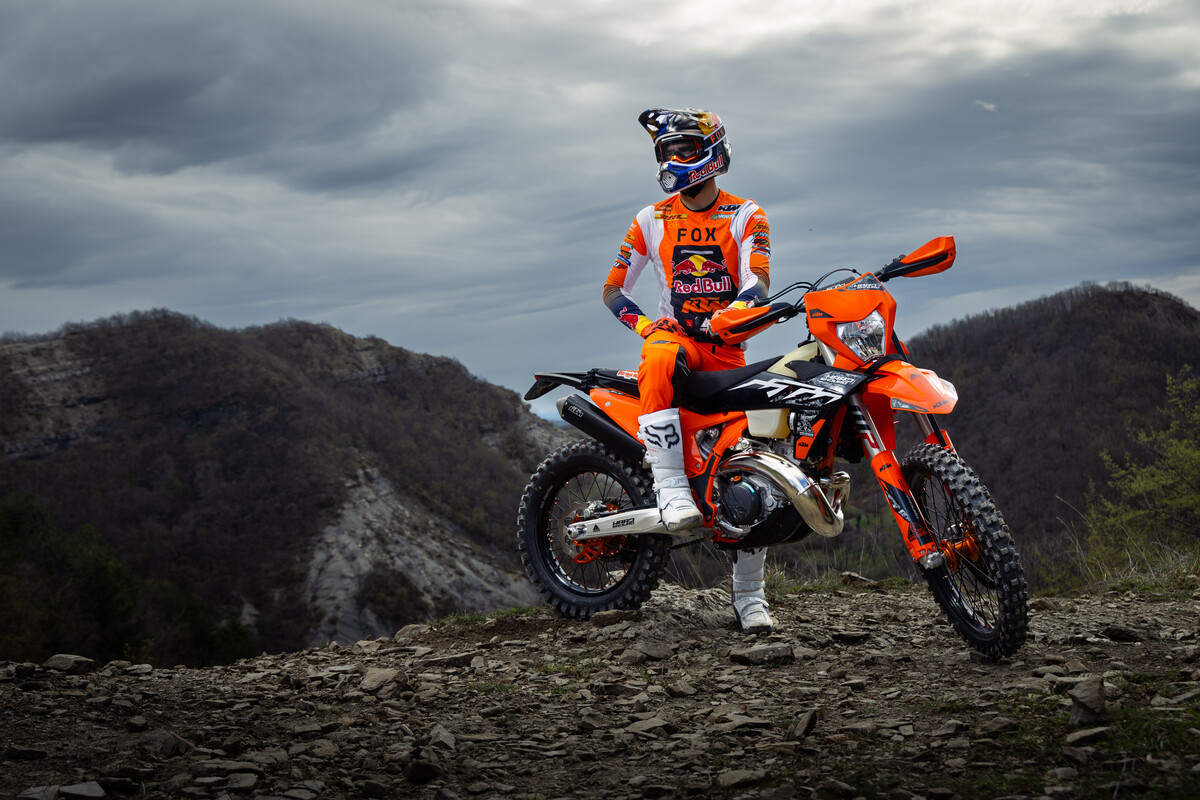 2025 KTM 300 EXC HARDENDURO