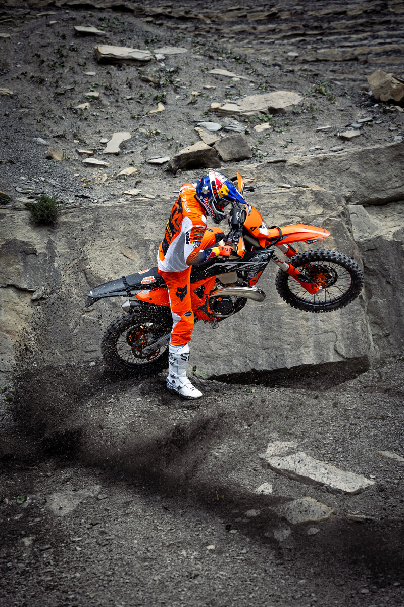 2025 KTM 300 EXC HARDENDURO