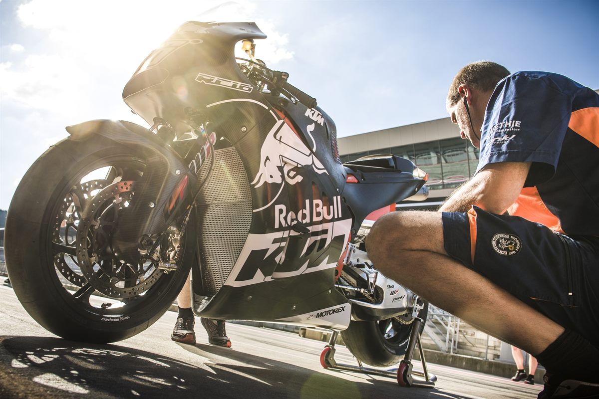 Mechanic KTM RC16 Spielberg 2016