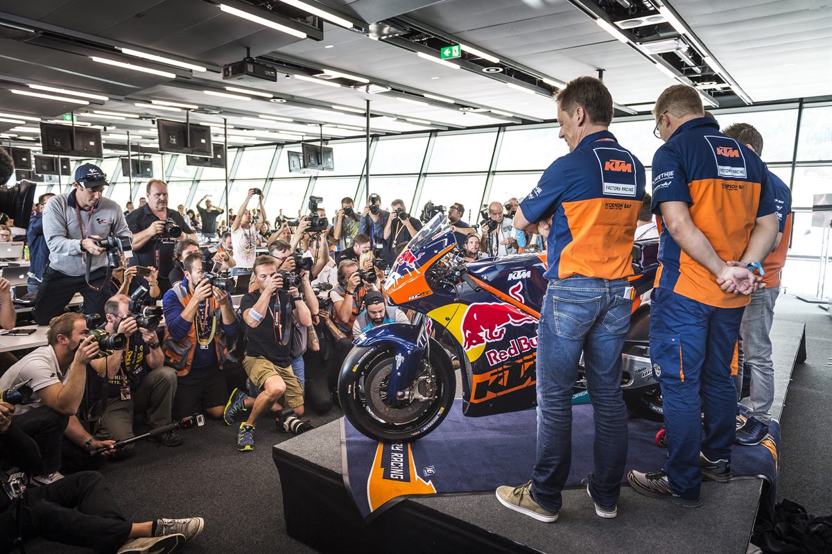 Mike Leitner & Mika Kallio KTM RC16 Spielberg 2016