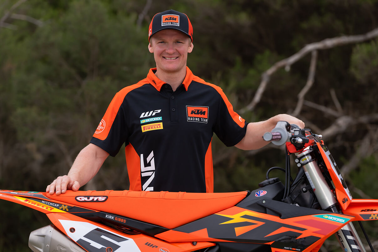 KIRK GIBBS - KTM RACING TEAM 