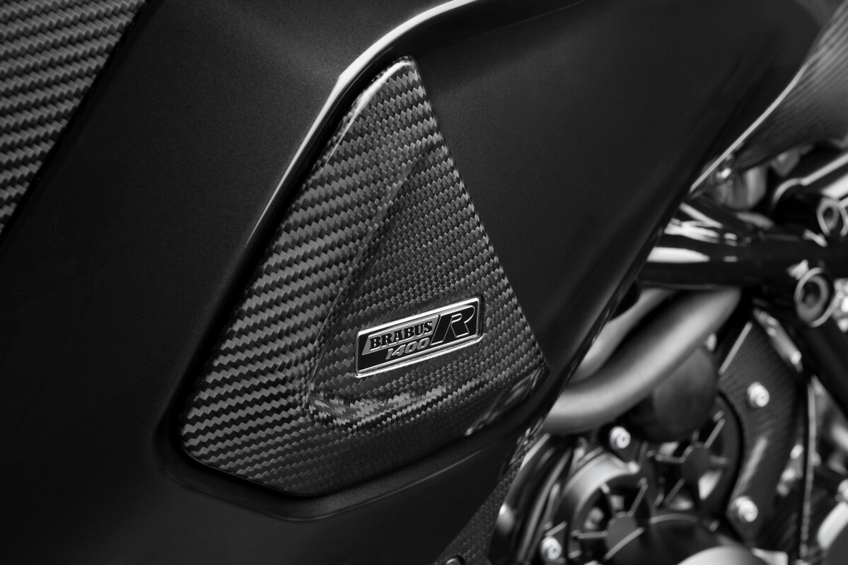 BRABUS 1400 R SIGNATURE EDITION