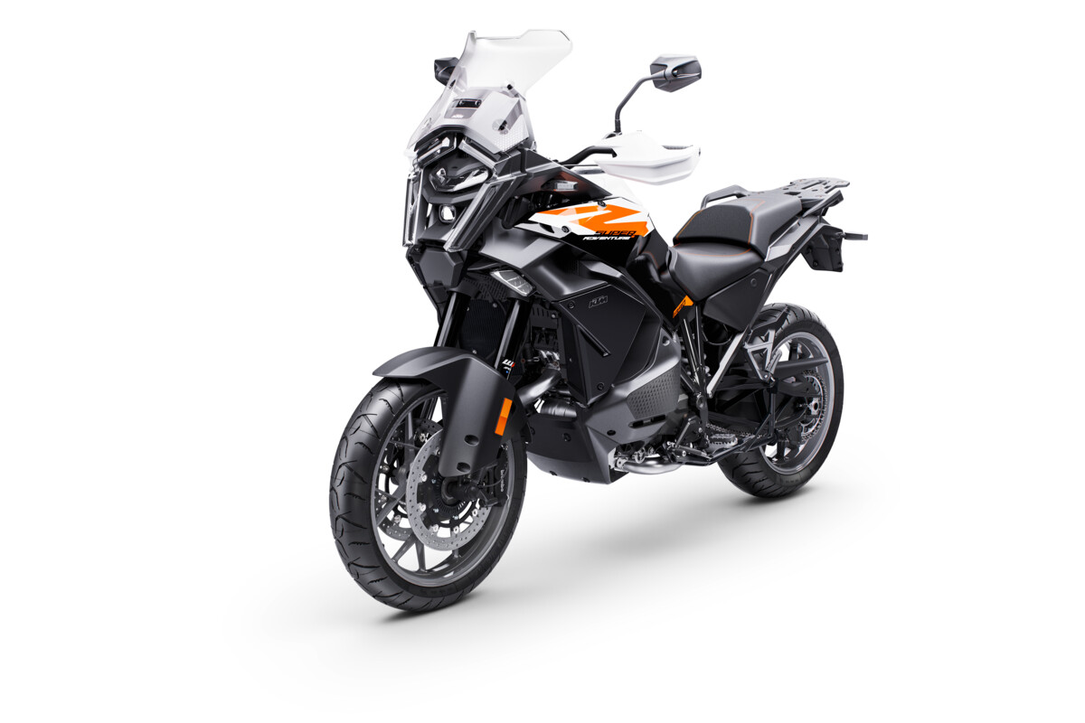 2025 KTM SUPER ADVENTURE S EVO-24