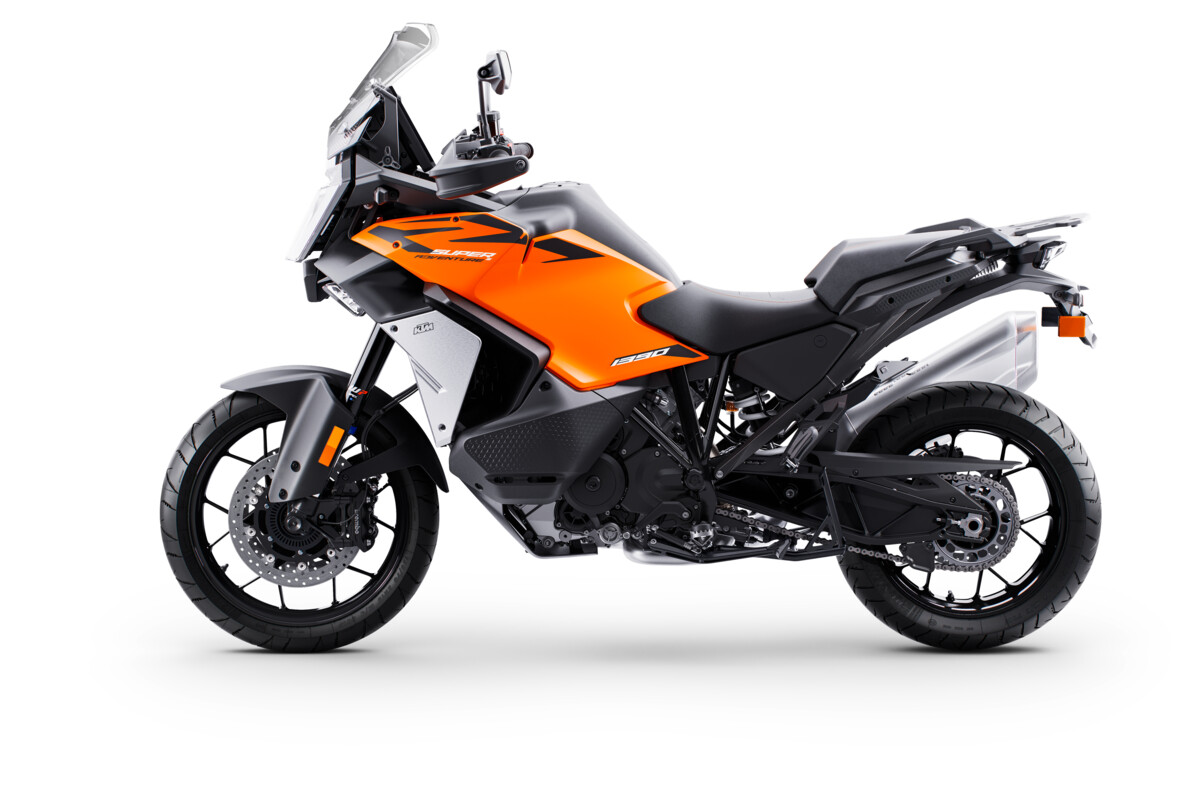 641785_MY27_KTM_1390_SUPER_ADVENTURE_S_EVO_Orange_US_90-Left_USA