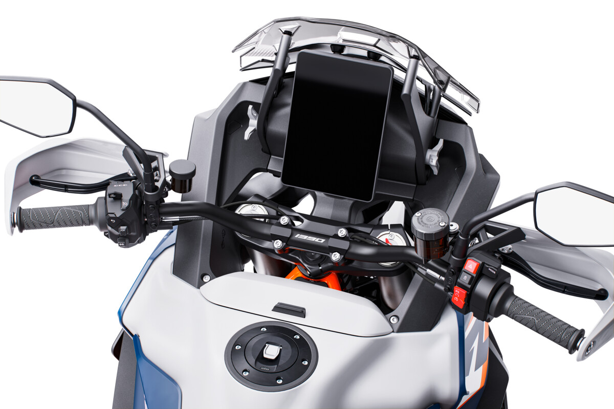 651796_MY26_KTM_1390_Super_Adventure_R_EU_Detail-Dashboard_EUROPE GLOBAL_2026_KTM 1390 SUPER ADVENTURE RANGE_STUDIO