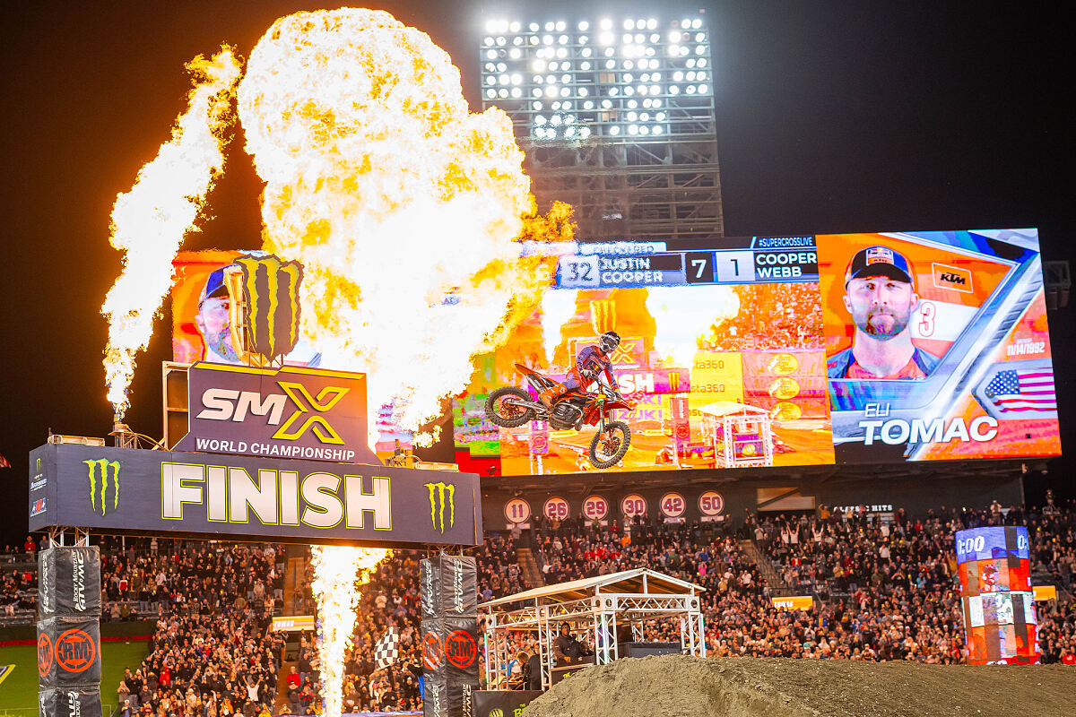 ELI TOMAC - RED BULL KTM FACTORY RACING - ANAHEIM 1