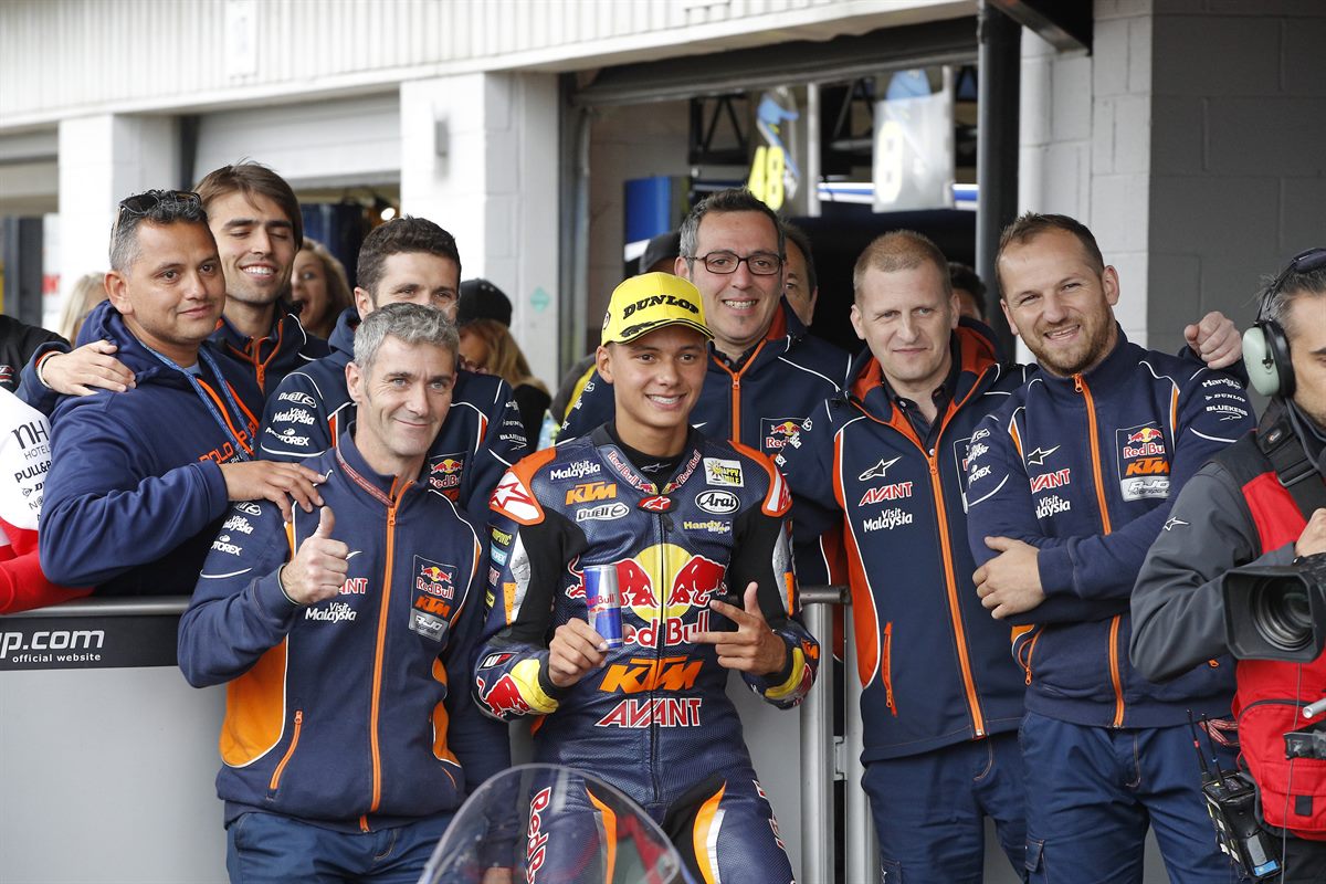 Bo Bendsneyder & Team Parc Ferme Silverstone 2016